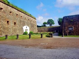 09 Ehrenmal des Heeres-01