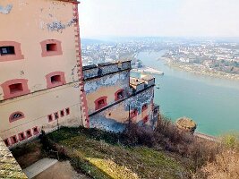 08 Untere Batterie-03