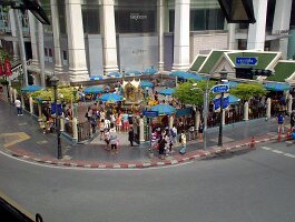 Erawan Shrine-03
