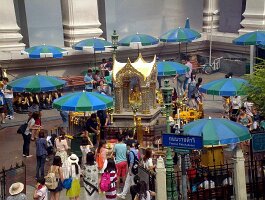 Erawan Shrine-04