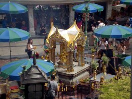 Erawan Shrine-09
