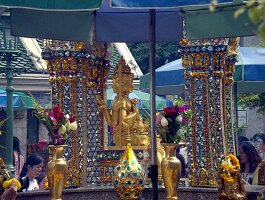 Erawan Shrine-16