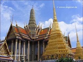 Bangkok Wat Phra Kheo 38