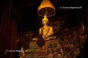 Bangkok Wat Phra Kheo 74