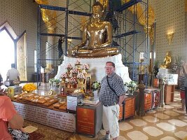 Wat-Trimitr-2012-0023