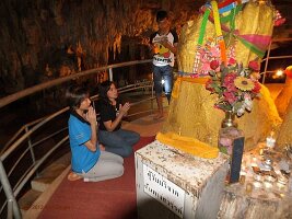 Magic-Cave-Land-16