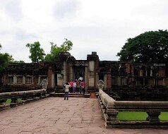 Naga Brücke