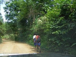 Im Dorf der Padong-02