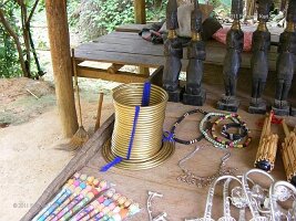 Im Dorf der Padong-05
