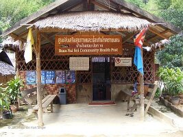 Im Dorf der Padong-36