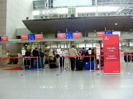 06-08 Frankfurt Airport-01