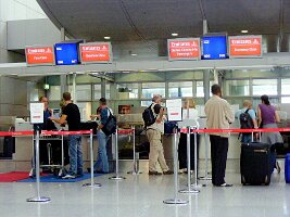06-08 Frankfurt Airport-02