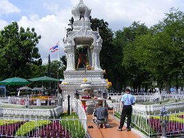 02-Lak Mueang-02