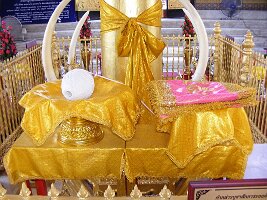 02-Lak Mueang-05