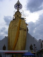 06-Wat Indraviharn-02