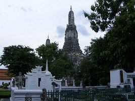 5-Wat-Arun-01