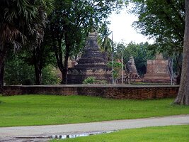 Wat-Traphang-Ngoen-2009-07
