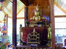 1 Wat-vor-Padong-Dorf-06