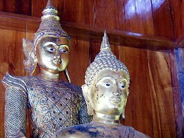 1 Wat-vor-Padong-Dorf-08