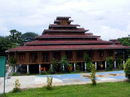 1 Wat-vor-Padong-Dorf-10