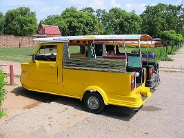 05 Tuktuk-03