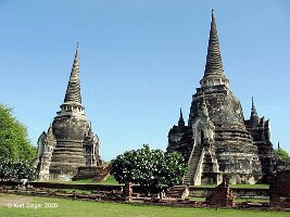 Wat Phrasisanpeth-02