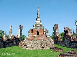 Wat Phrasisanpeth-04
