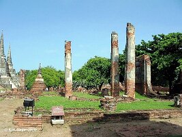 Wat Phrasisanpeth-05