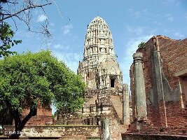 Wat Rachaburana-05
