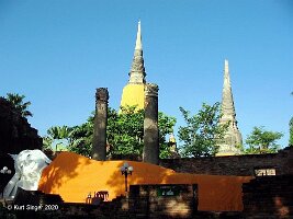 Wat Yai Chaimongkol-08
