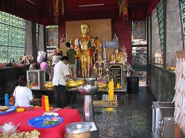 Lopburi-Sarn-Phra-Karn-01