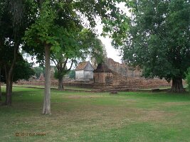 Lopburi-Wat-Bandai-Hin-01