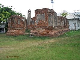 Lopburi-Wat-Nakhon-Kosa-05